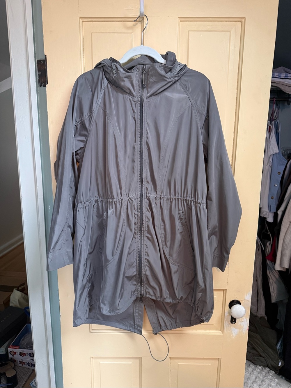 Lightweight Hooded Windbreaker Jacket in green with hood